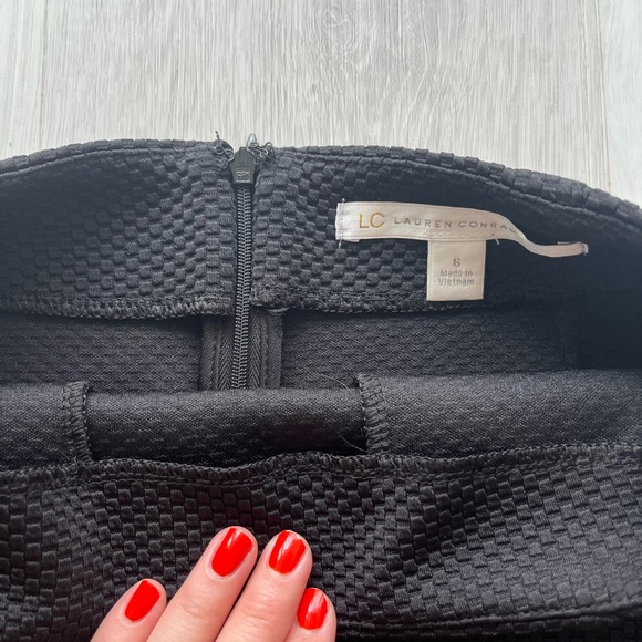 Lauren Conrad Skirt - Picture 3 of 3